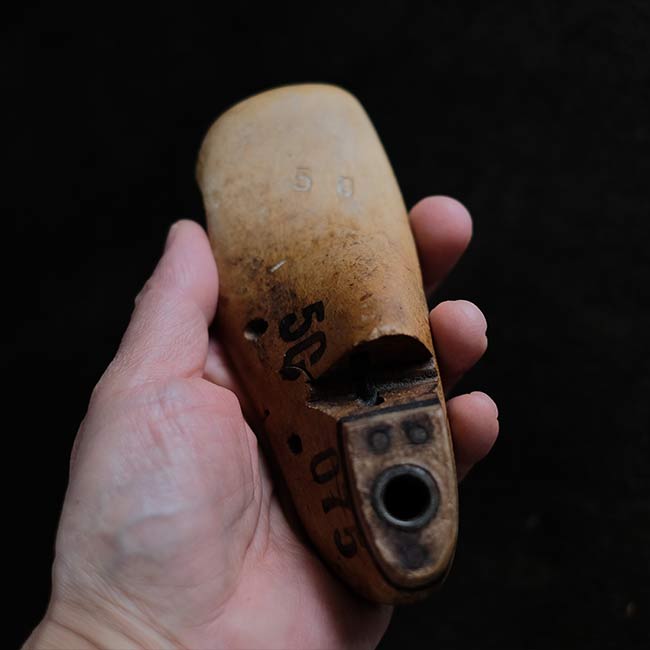 小さな靴型