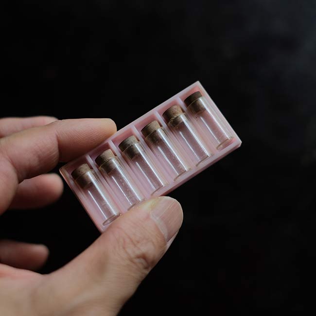 Mechanical watch parts storage set