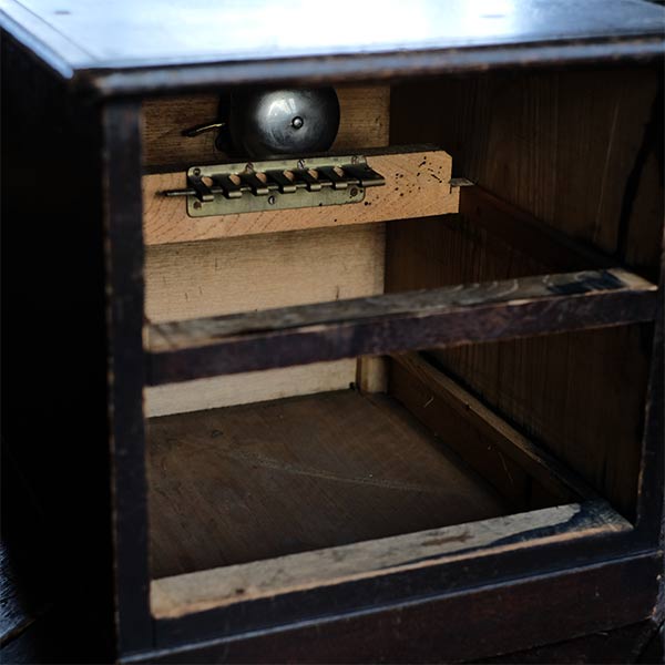 Kunimatsu style cash register with small drawer
