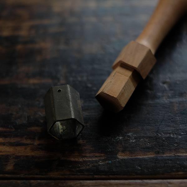 Stamp handle small