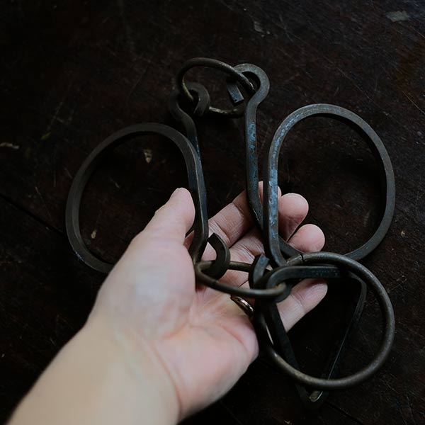 Tucker Jones House Puzzle Ring (with stand)