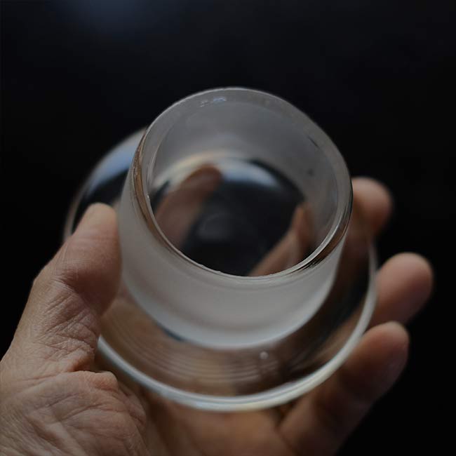 1Lサイズの薬瓶