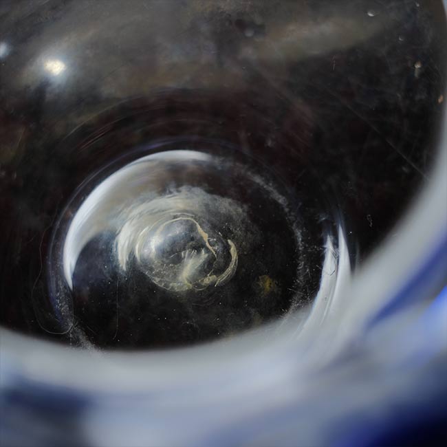 ガラスの金魚鉢