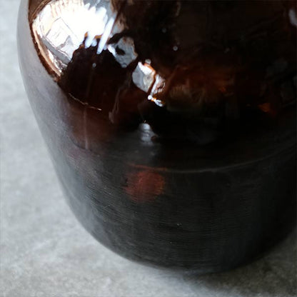Amber demijohn bottle