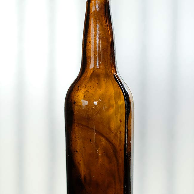 無銘の麦酒瓶