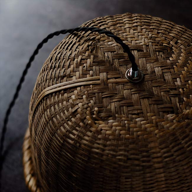 Bamboo shade pendant light