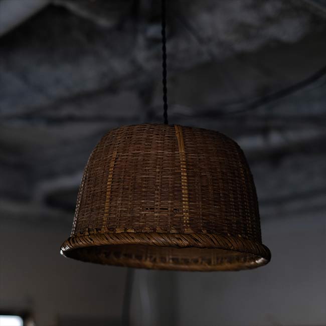 Bamboo shade pendant light