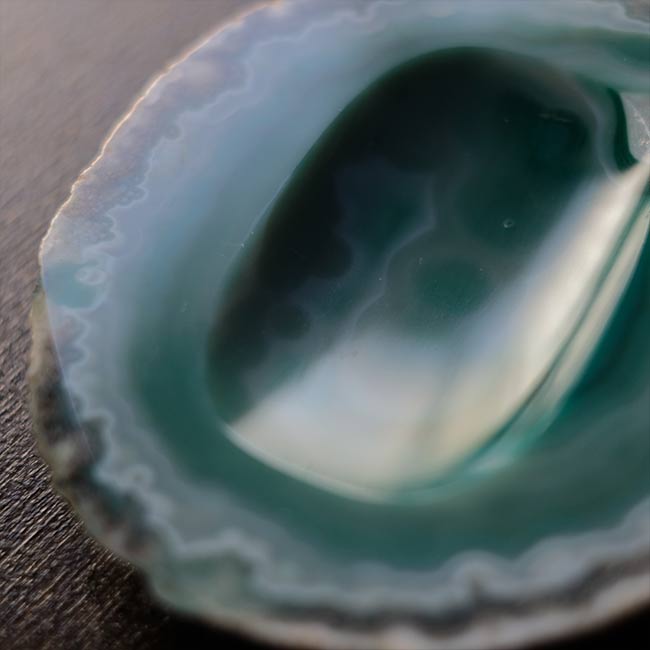 瑪瑙の灰皿