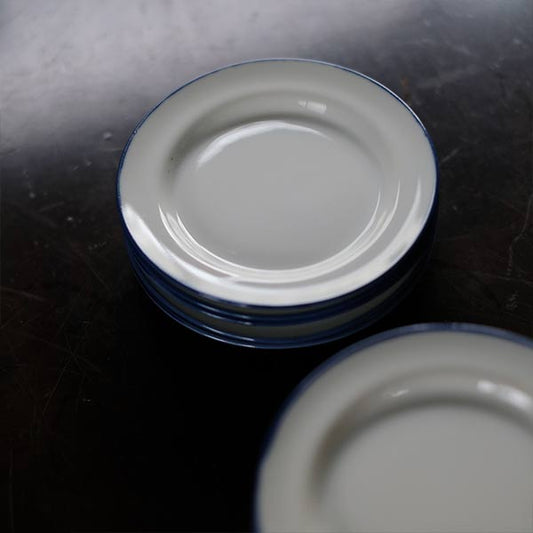 ブルーラインの小皿 φ11cm