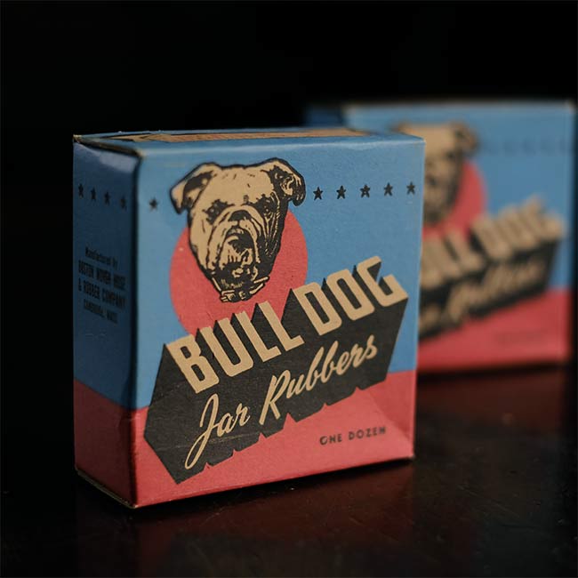 Bull Dog Jar Rubbers（箱付きセット）