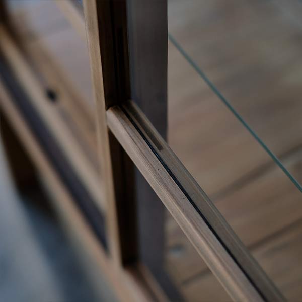 Glass showcase