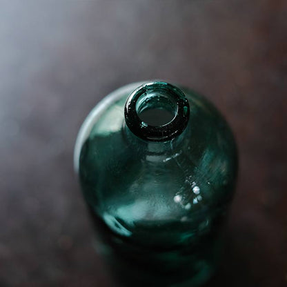 アクアグリーンの薬瓶