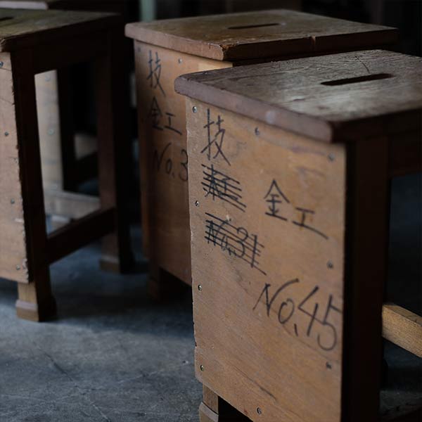 図工室の椅子