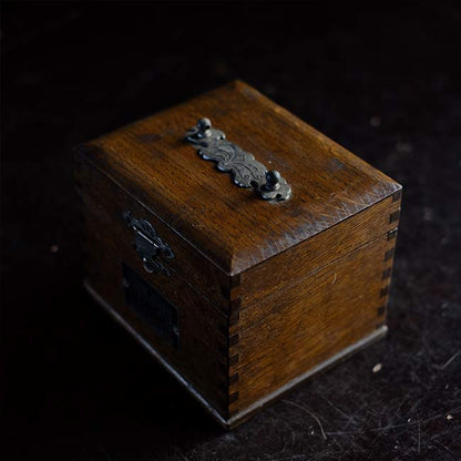 High-frequency therapy device wooden box