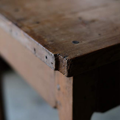 Small pine desk