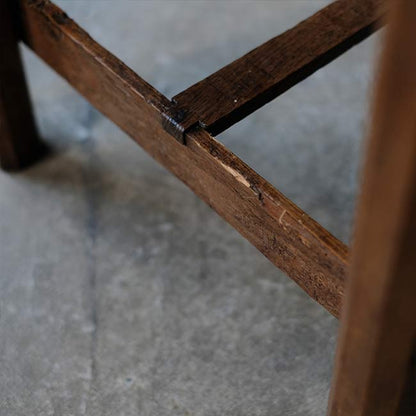 Small pine desk