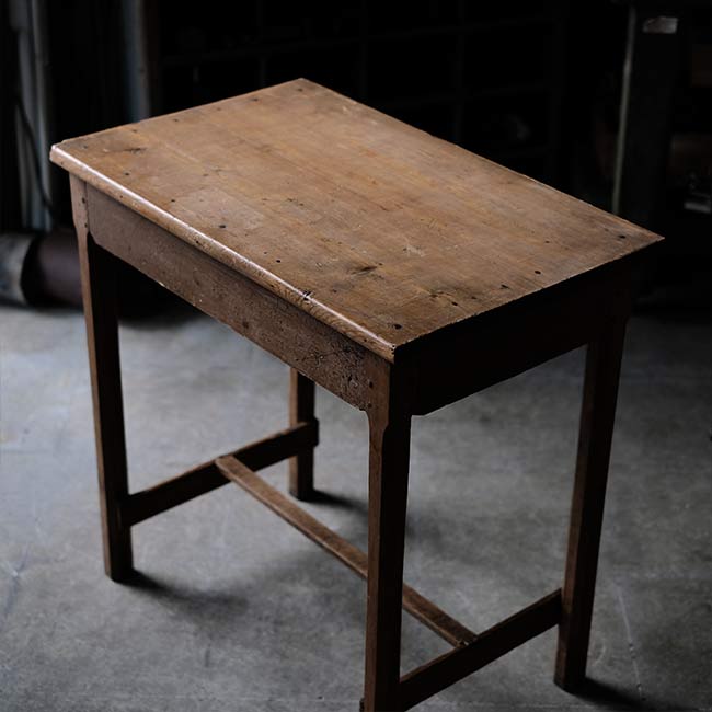 Small pine desk