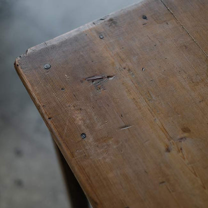 Small pine desk
