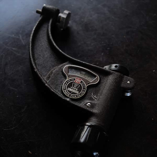 Enlarger mounting bracket