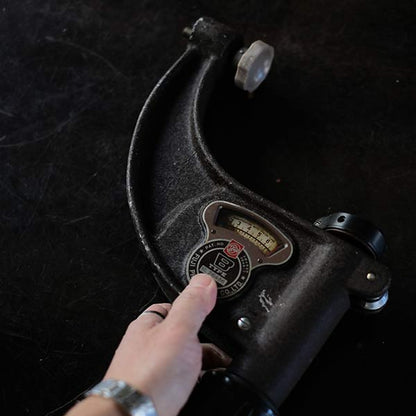 Enlarger mounting bracket