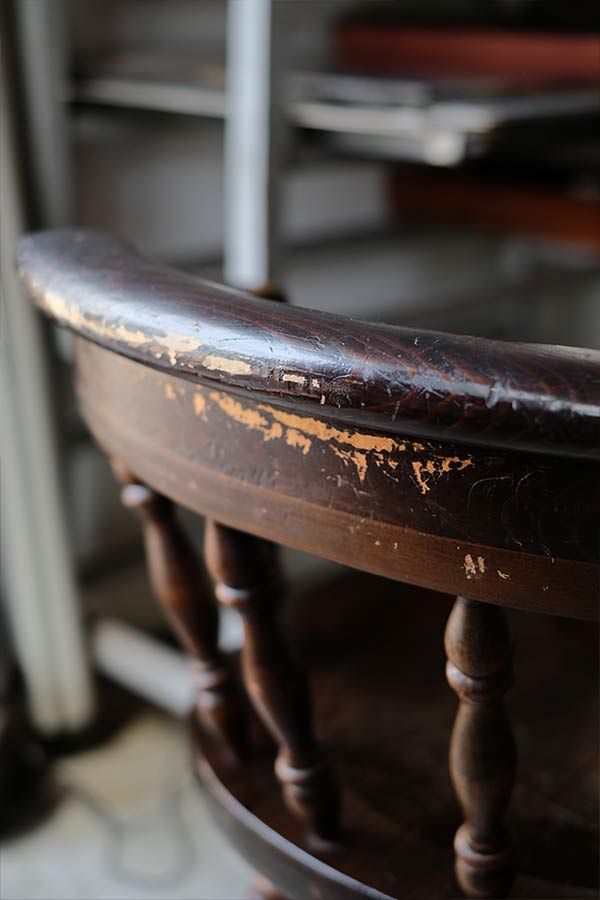 ETHAN ALLEN 肘掛け付きパブチェア