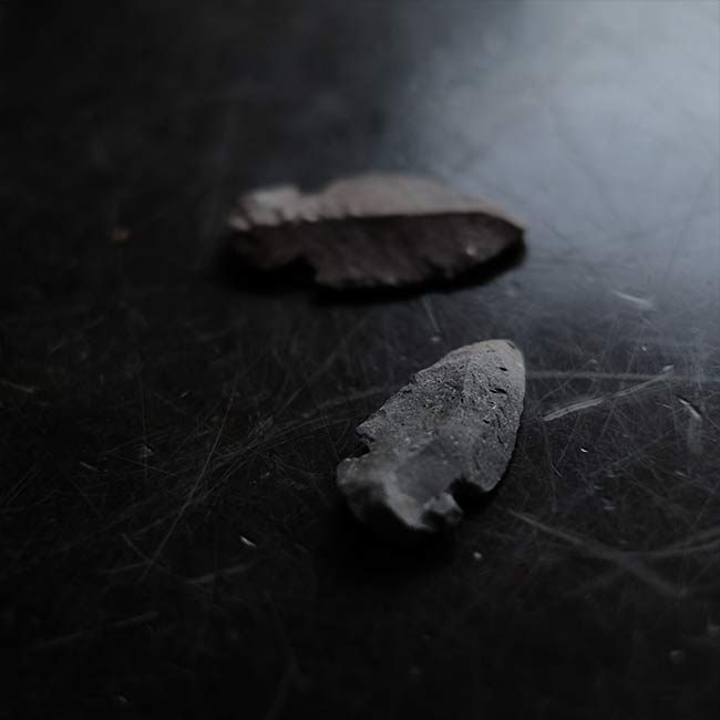 Stone arrowhead (arrowhead, arrowhead)