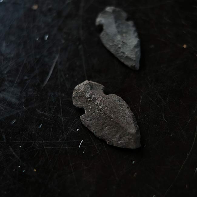 Stone arrowhead (arrowhead, arrowhead)