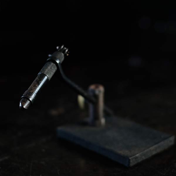 Tying Vise