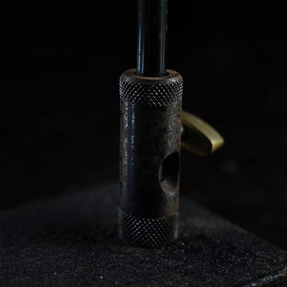 Tying Vise