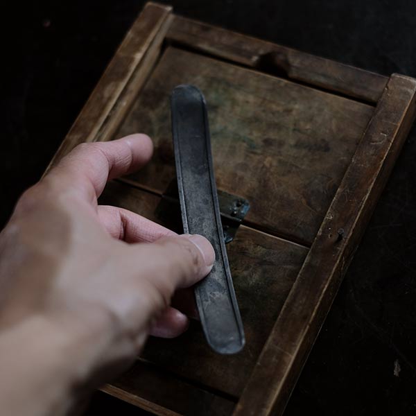 Contact print frame