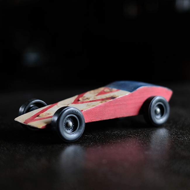 ハンドメイドのスーパーカー