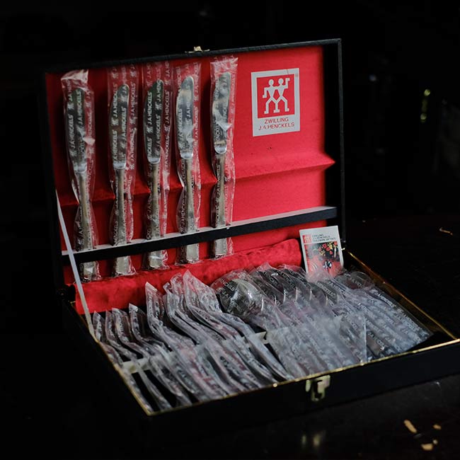 ZWILLING JAHENCKELS cutlery set