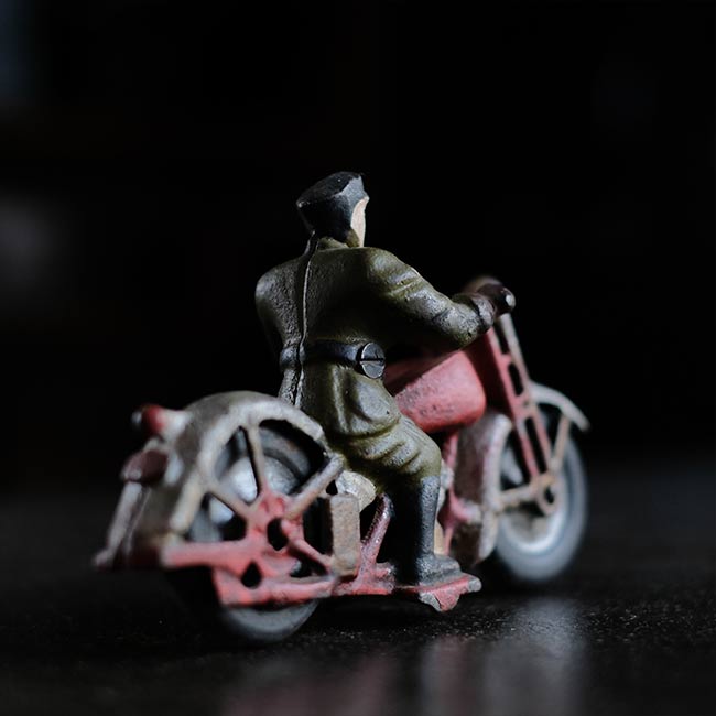 HUBLEY Cast Iron Figure