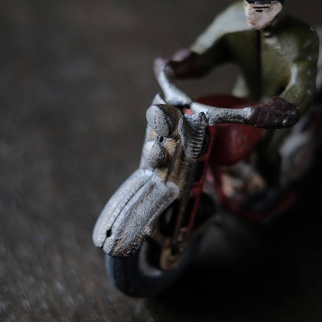 HUBLEY Cast Iron Figure