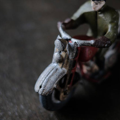 HUBLEY Cast Iron Figure