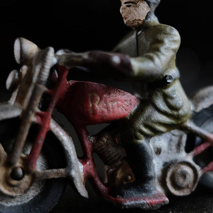 HUBLEY Cast Iron Figure
