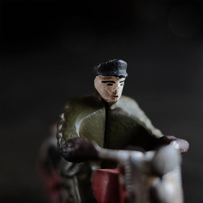 HUBLEY Cast Iron Figure