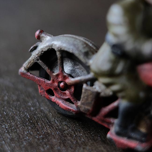 HUBLEY Cast Iron Figure