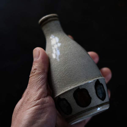 Sake bottle (sold individually)