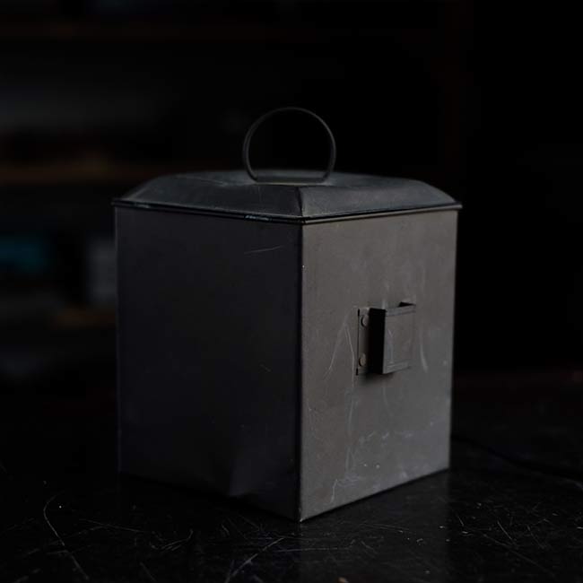 Small marine lighting