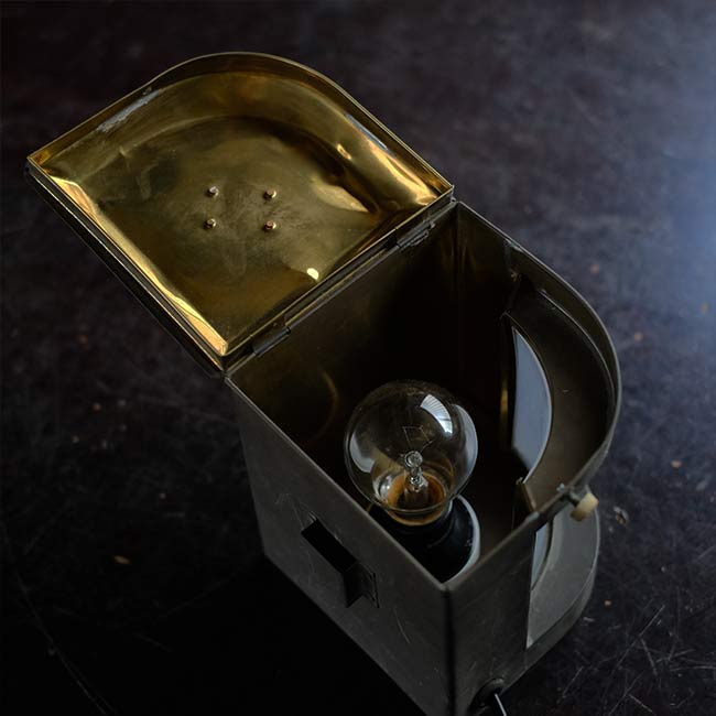 Small marine lighting