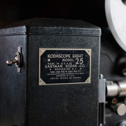 Kodascope Eight Model25 8ミリ映写機