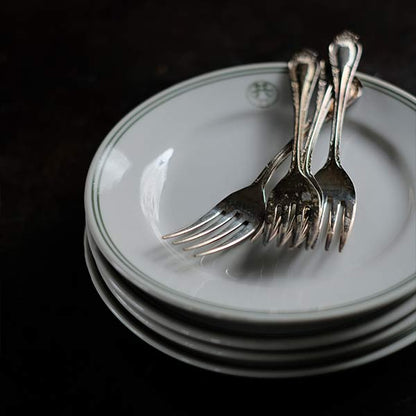 国民食器の中皿 φ18-19cm