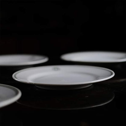 国民食器の中皿 φ18-19cm
