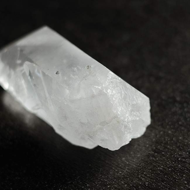クリスタルポイント 水晶の原石