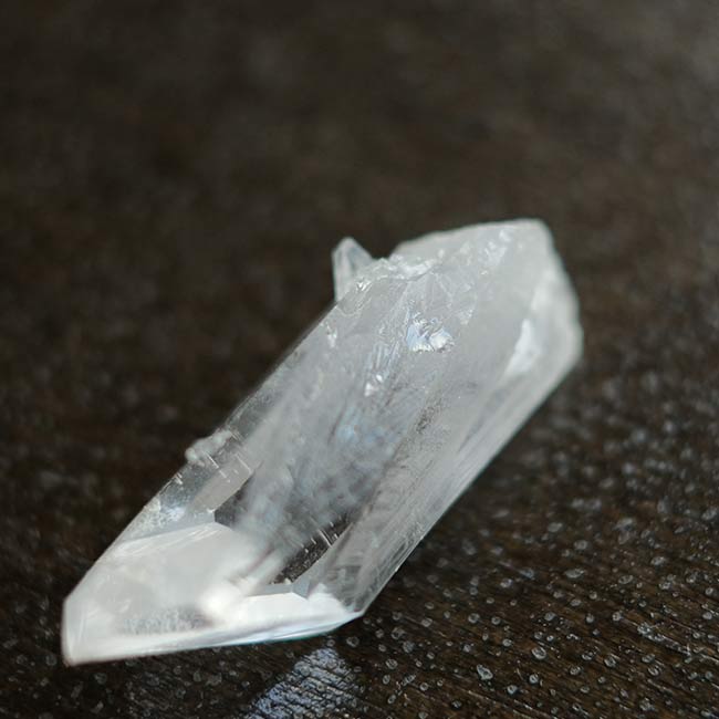 クリスタルポイント 水晶の原石