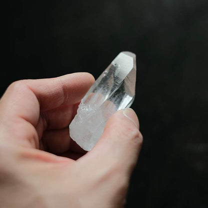 クリスタルポイント 水晶の原石