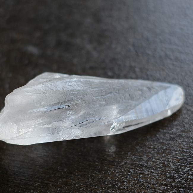 クリスタルポイント 水晶の原石