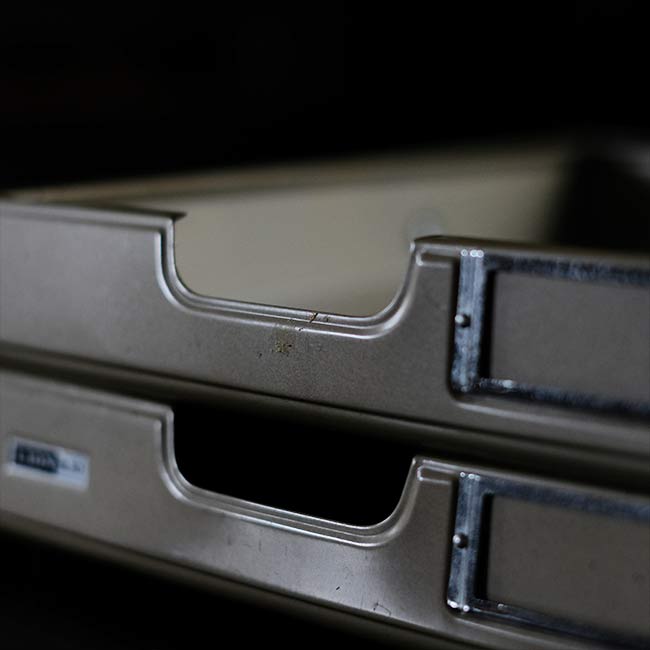 LION Extendable 2-Tier File Tray