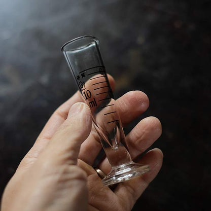 メスシリンダー 10ml